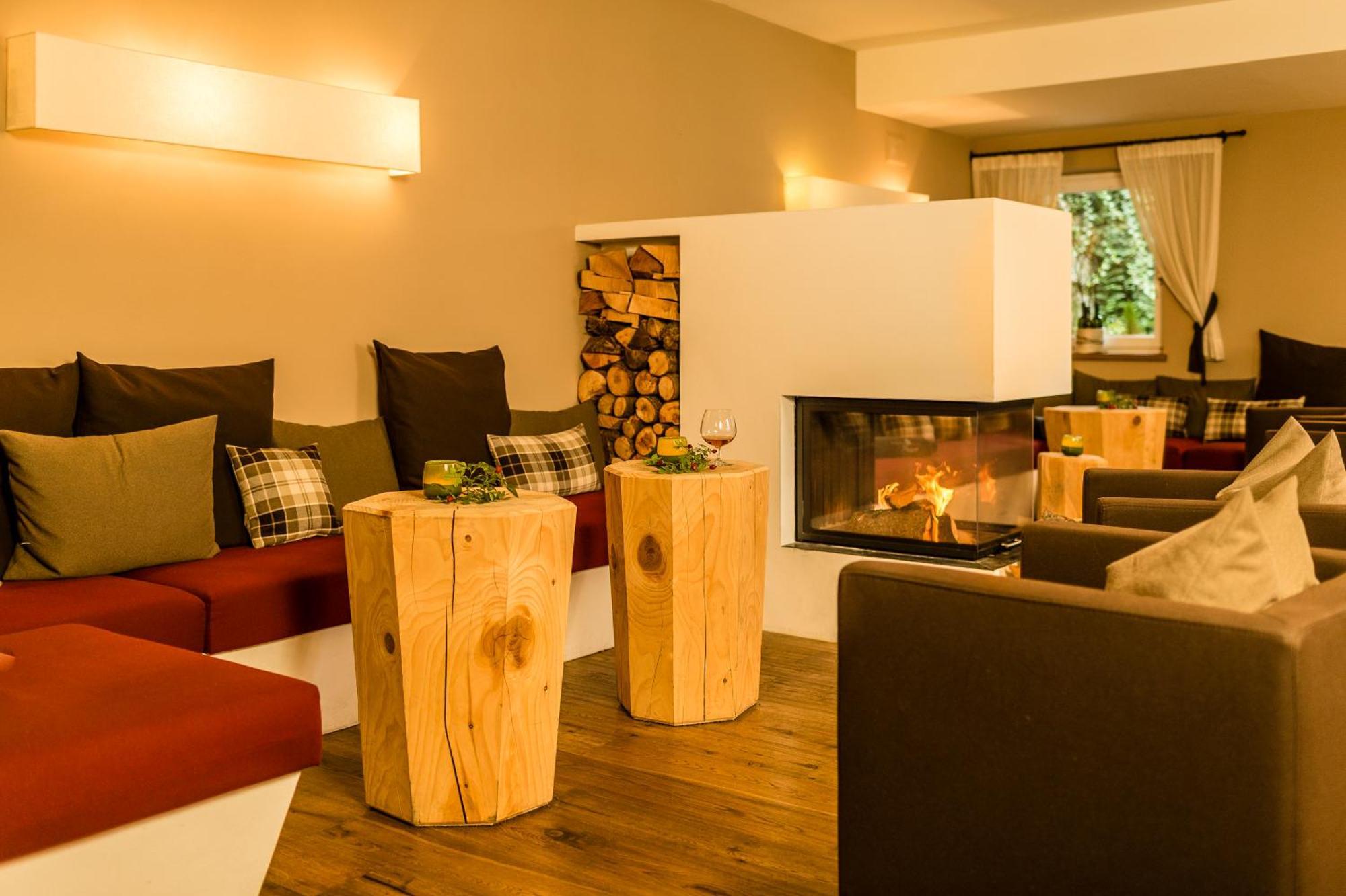 Hotel Mitterplatt Schenna Luaran gambar